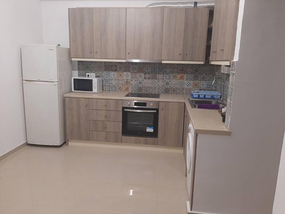Modern Apartmen In Athina Apartment Athena Bagian luar foto